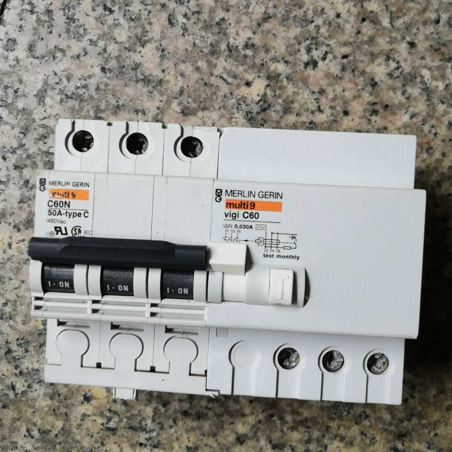 梅兰C60N电磁式漏电保护器3P带漏保50A，，询价