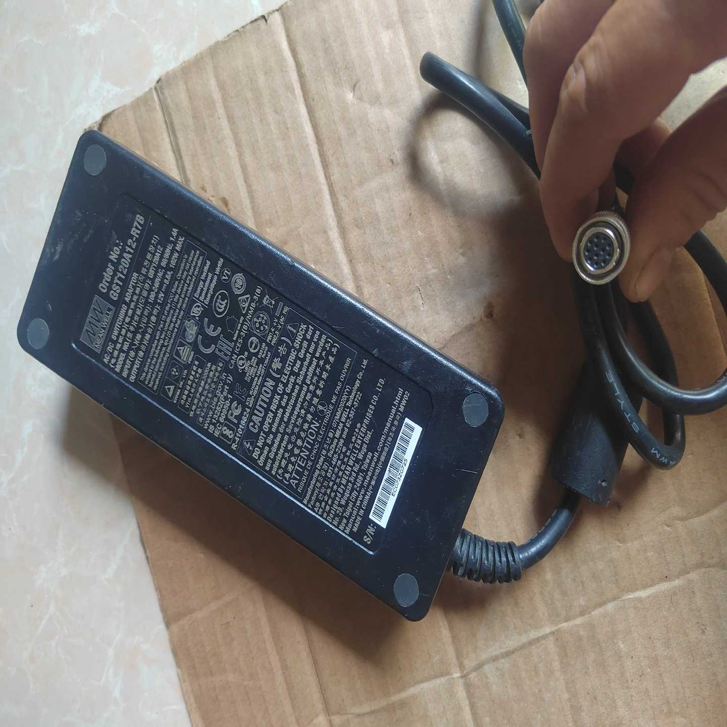 咨询-明纬电源GST120A12-R7B电源适配器工业电源12V8