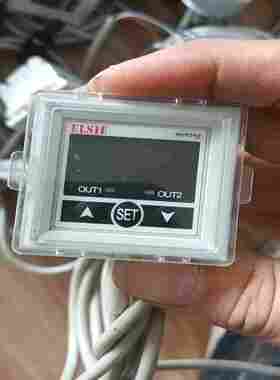 询价ELSIE压力开关P20V-02-F1,宝贝成色如图，共