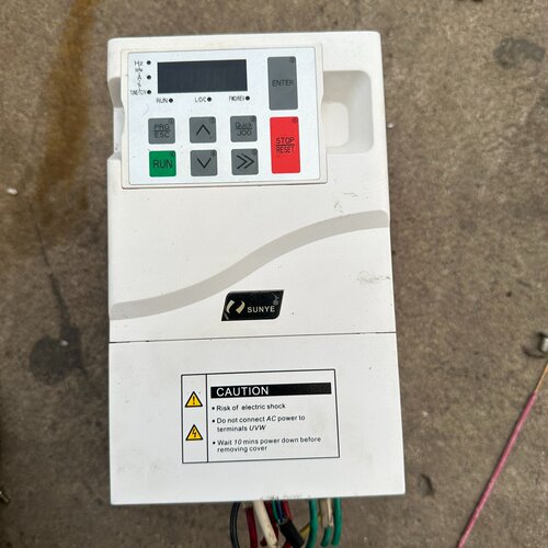 【询价】SUNYE日业变频器 型号 E500-4T5R5B 功能正常