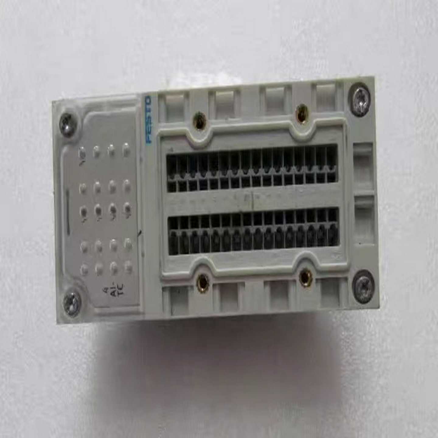 咨询-CPX-AB-8-KL-4POL实物图一个重量3两