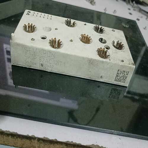 咨询-西门康模块：SKIIP82AC121T1正常