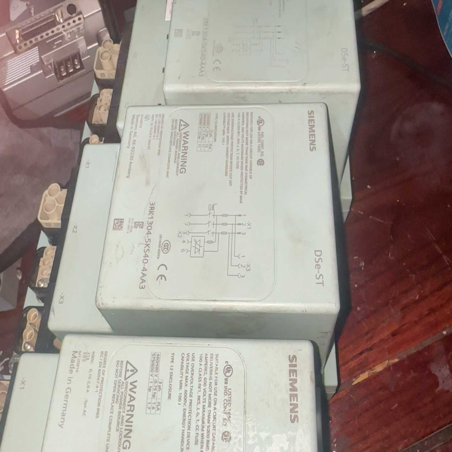 西门子模组启动器3RK1304-5KS40-4AA0，德国制