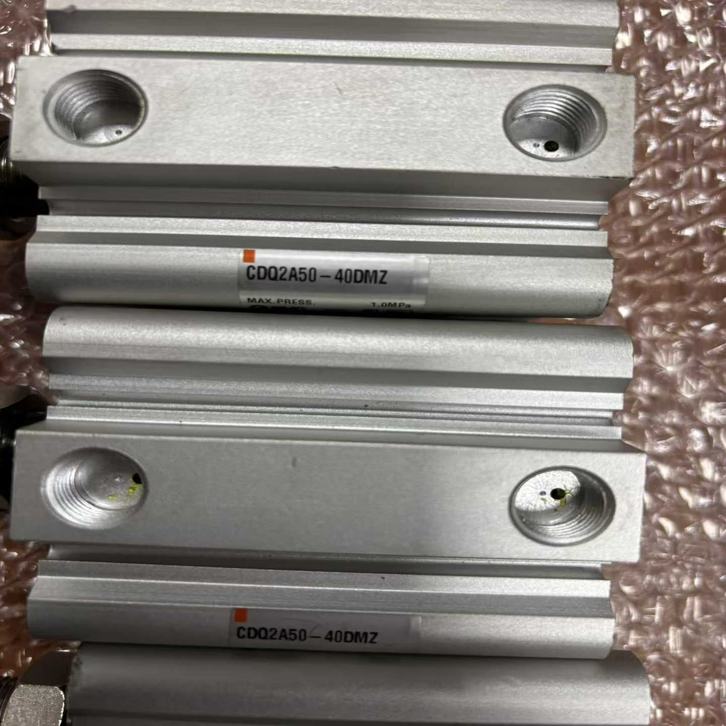 SMC气缸CDQ2A50-40DMZ五件-议价