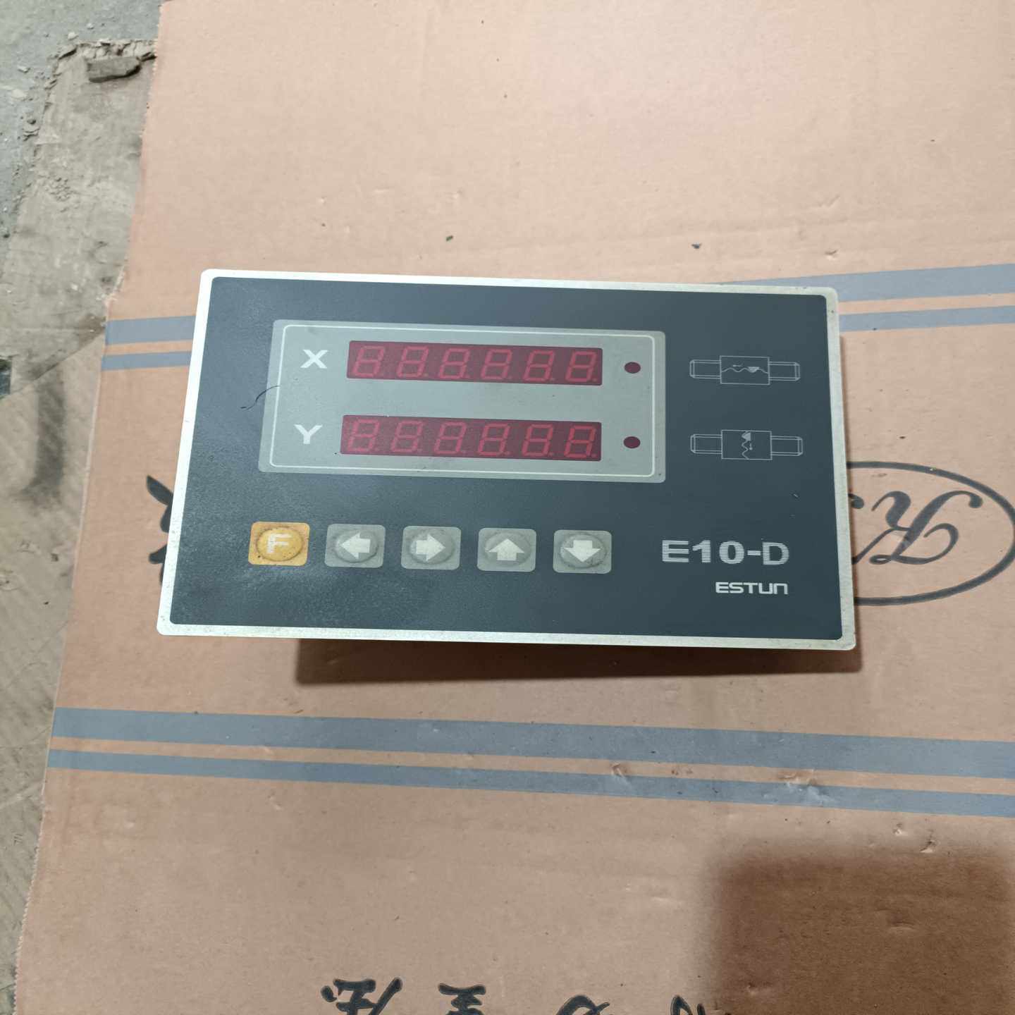 埃斯顿折弯机系统E10一D刚拆机成色如图完好无损功能包好--议价商