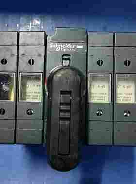 施耐德 49531 INFD40 4P 隔离开关熔断器组