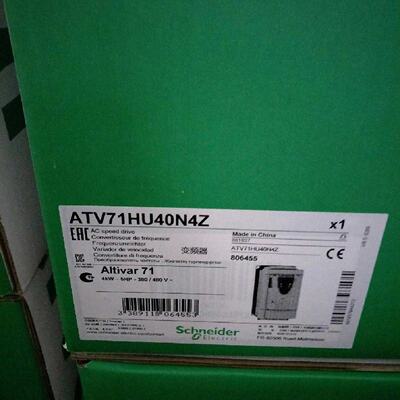 议价原装正品施耐德ATS48C17Y 208690V ATS48系列软起动器