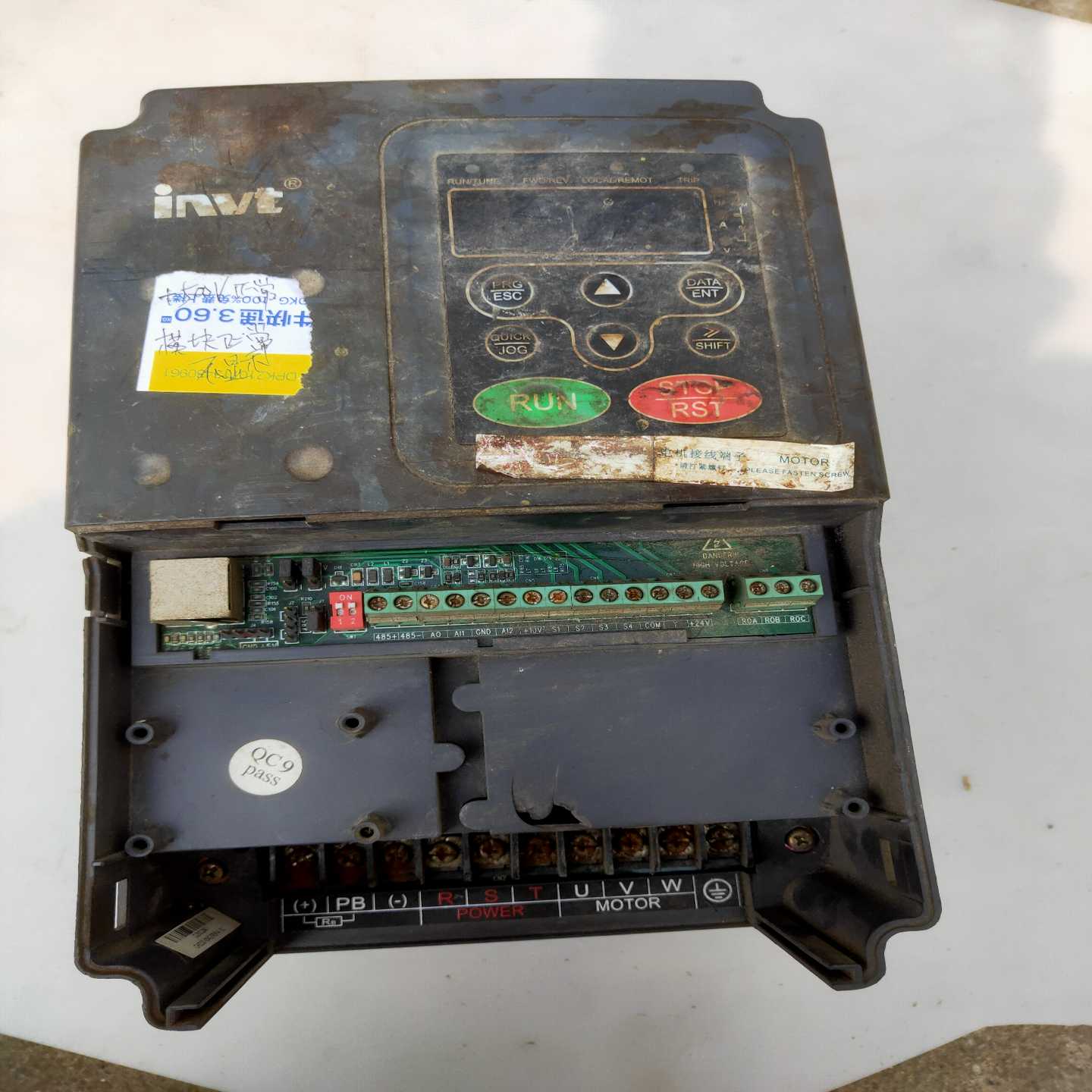 英威腾che100英威腾4千瓦变频器