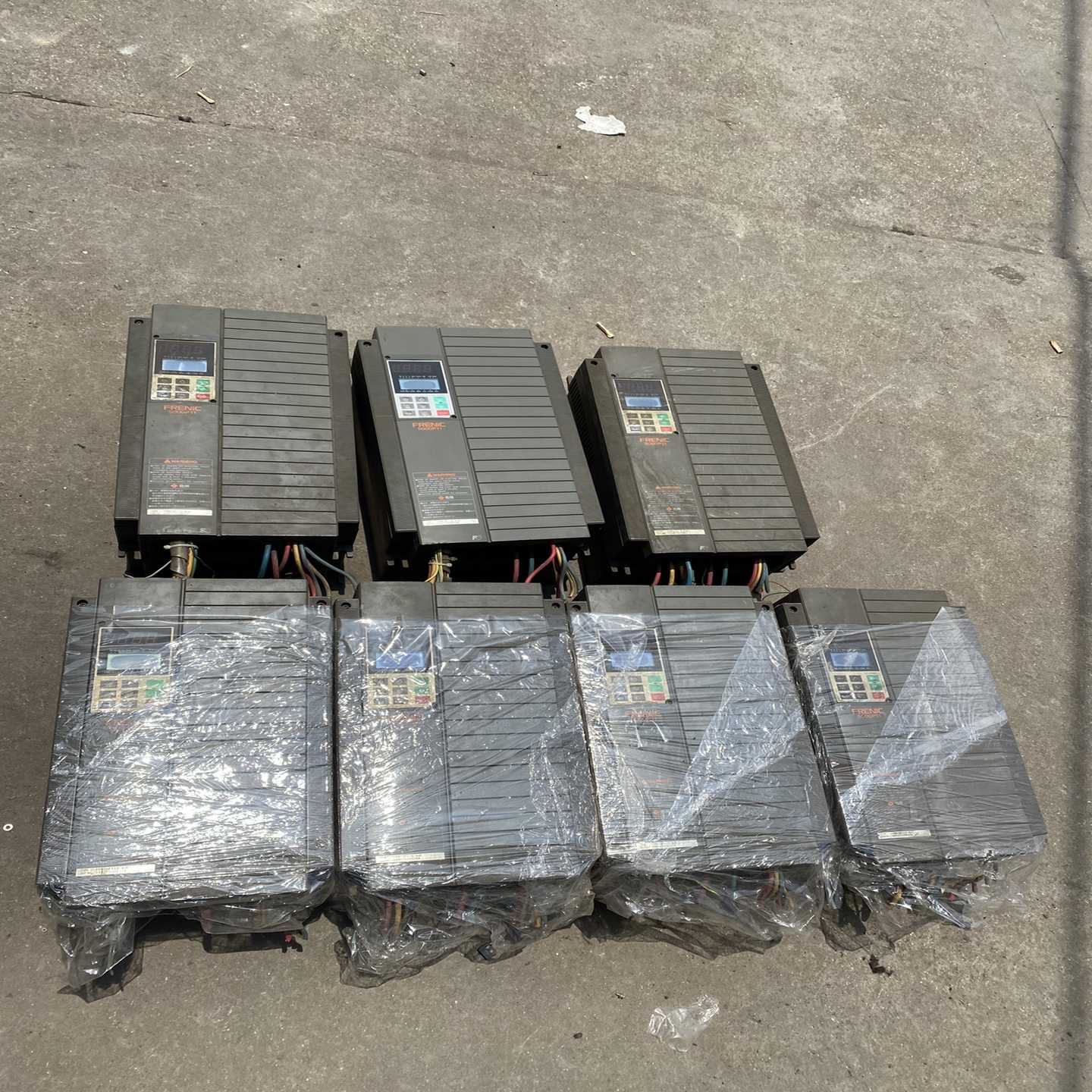 询价拍~变频器FRN15P11S-4JE，380V