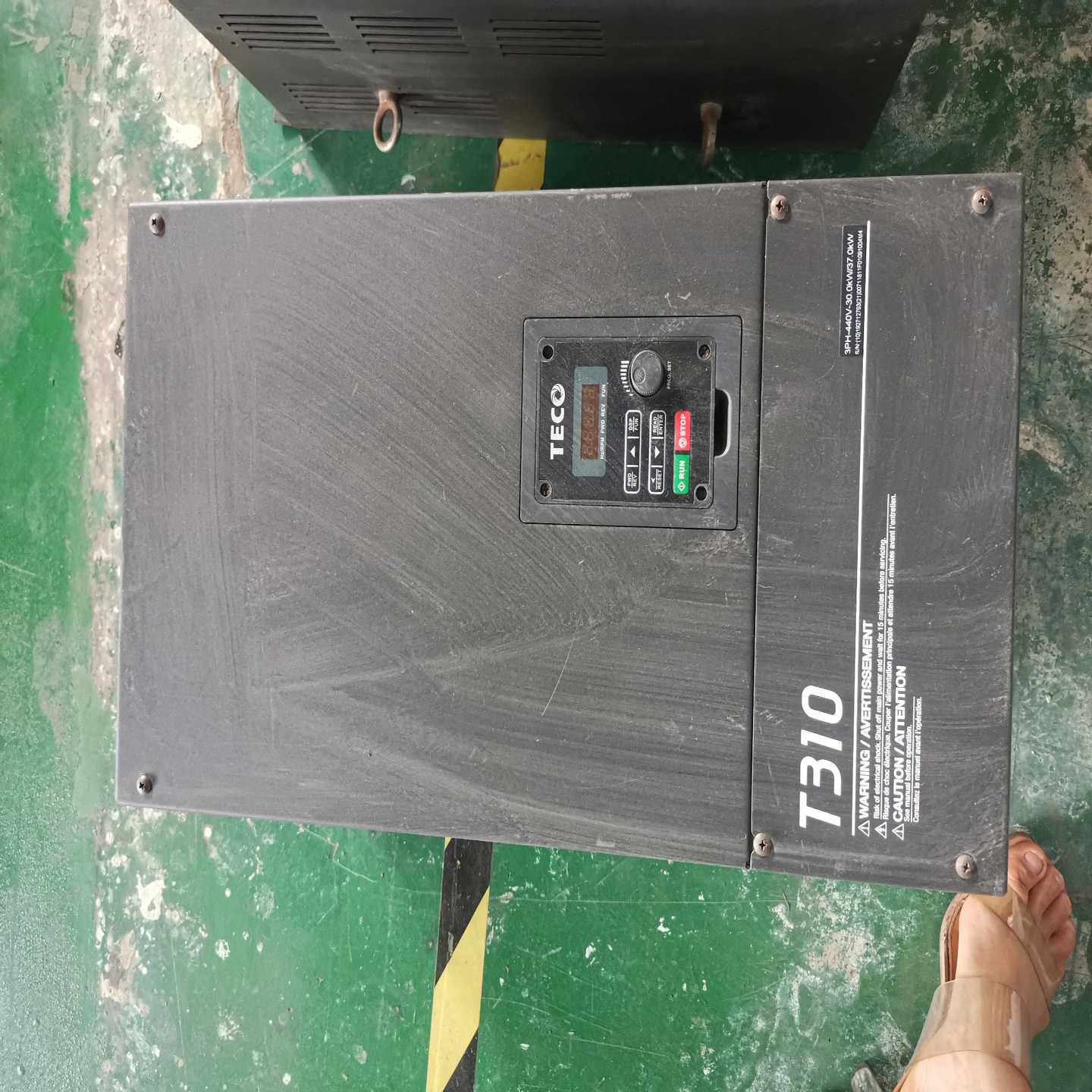 东变频器T310系列30kw/37kw，380V原装