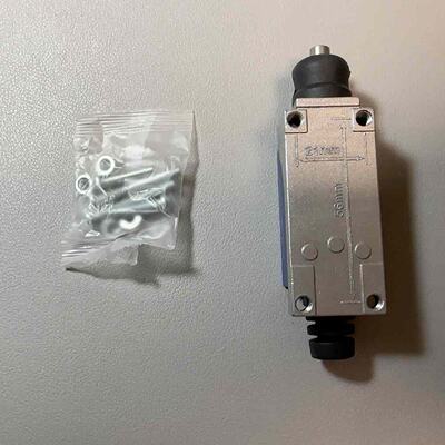 施耐德全新原装XCE110C，数量2个，单价39.6元--议价商品