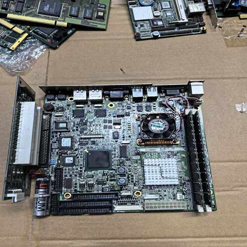 HPU7100EME-1600P 16030-20工控机~询价