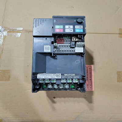 （明明电子）台达变频器5.5KW，VFD13AMS43ANSAA，上电显