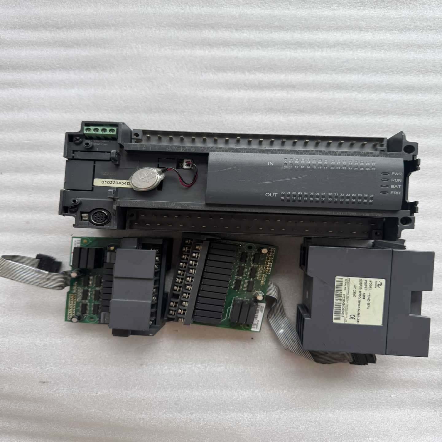 汇川PLCH2U-3232MT-XP，和模块H2U-001--议价商品