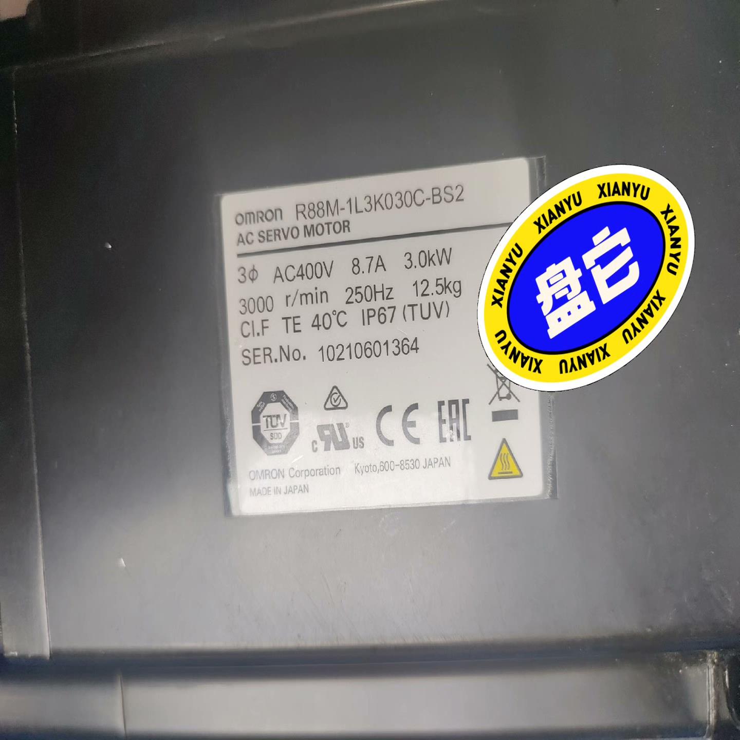 伺服电机R88M-1L3K030C-BS2库存有一台（电子设备）