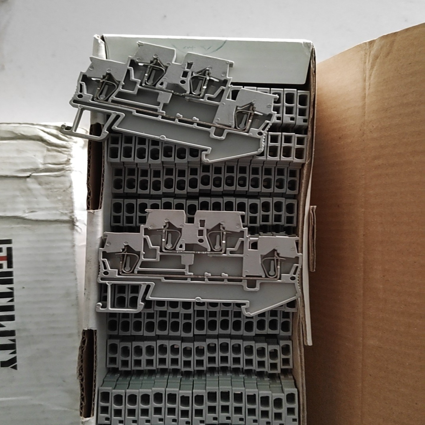 议价尤提乐双路接线端子,J-1.5/2,一盒45个,6适用