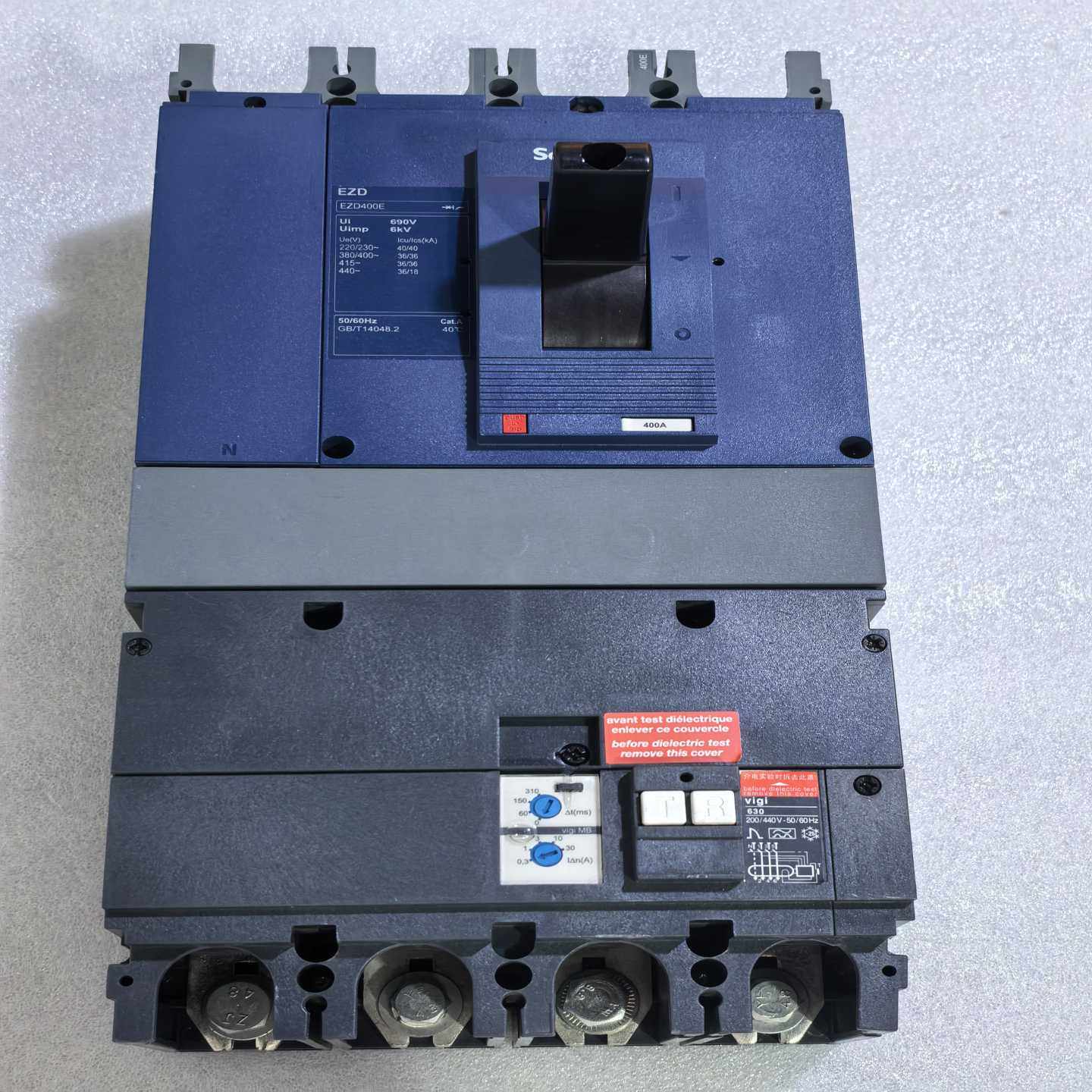 施耐德EZD漏电保护器，型号EZD400E4400ELK，4--议价商品