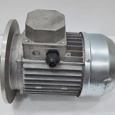 Motor Trifsico MT 80 C2 B5 1.5kW 2HP 2800RPM Cos 0.84  ZP MO