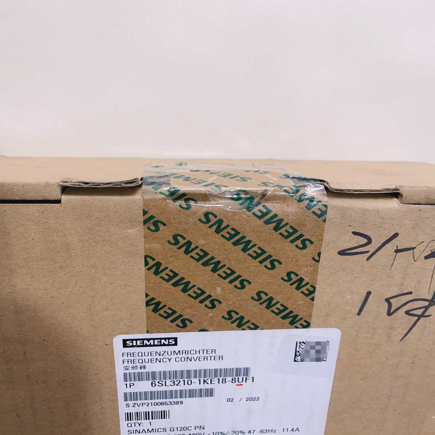 西门子变频器，型号6SL3210-1KE18-8UF1，包全-议价