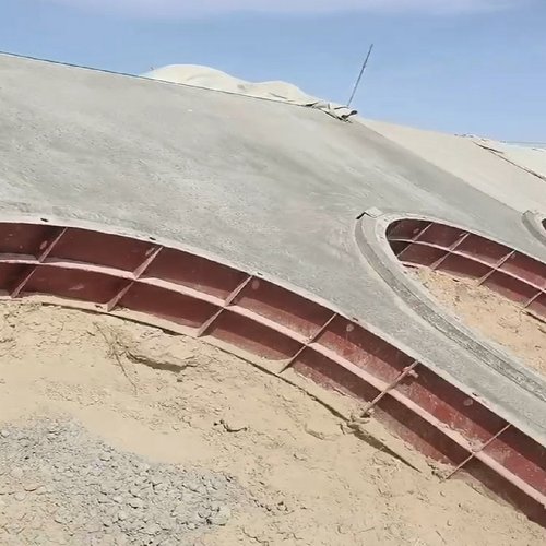 现浇塑料模板水沟模板厂家人字拱形骨架框格梁框架梁护坡防撞墙模