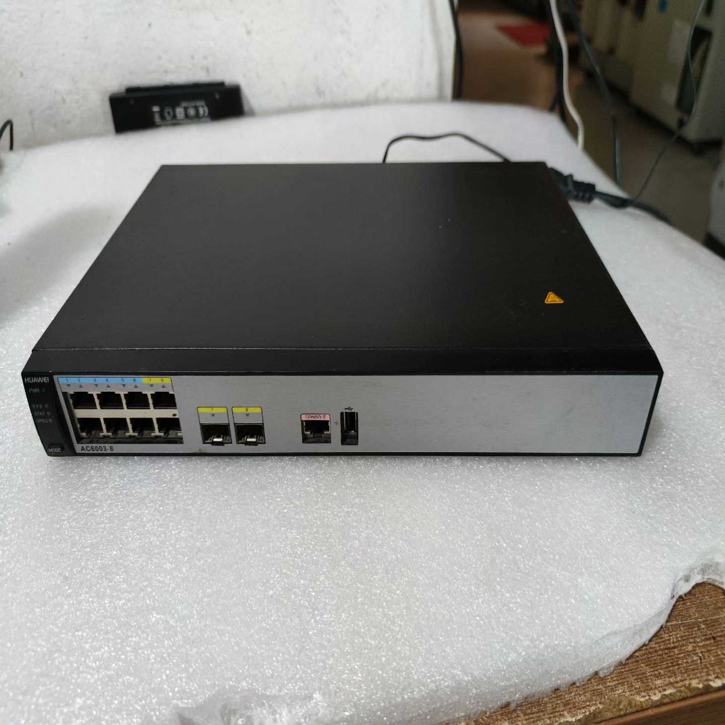 询价华为AC6003-8企业千兆无线缐控制器AC