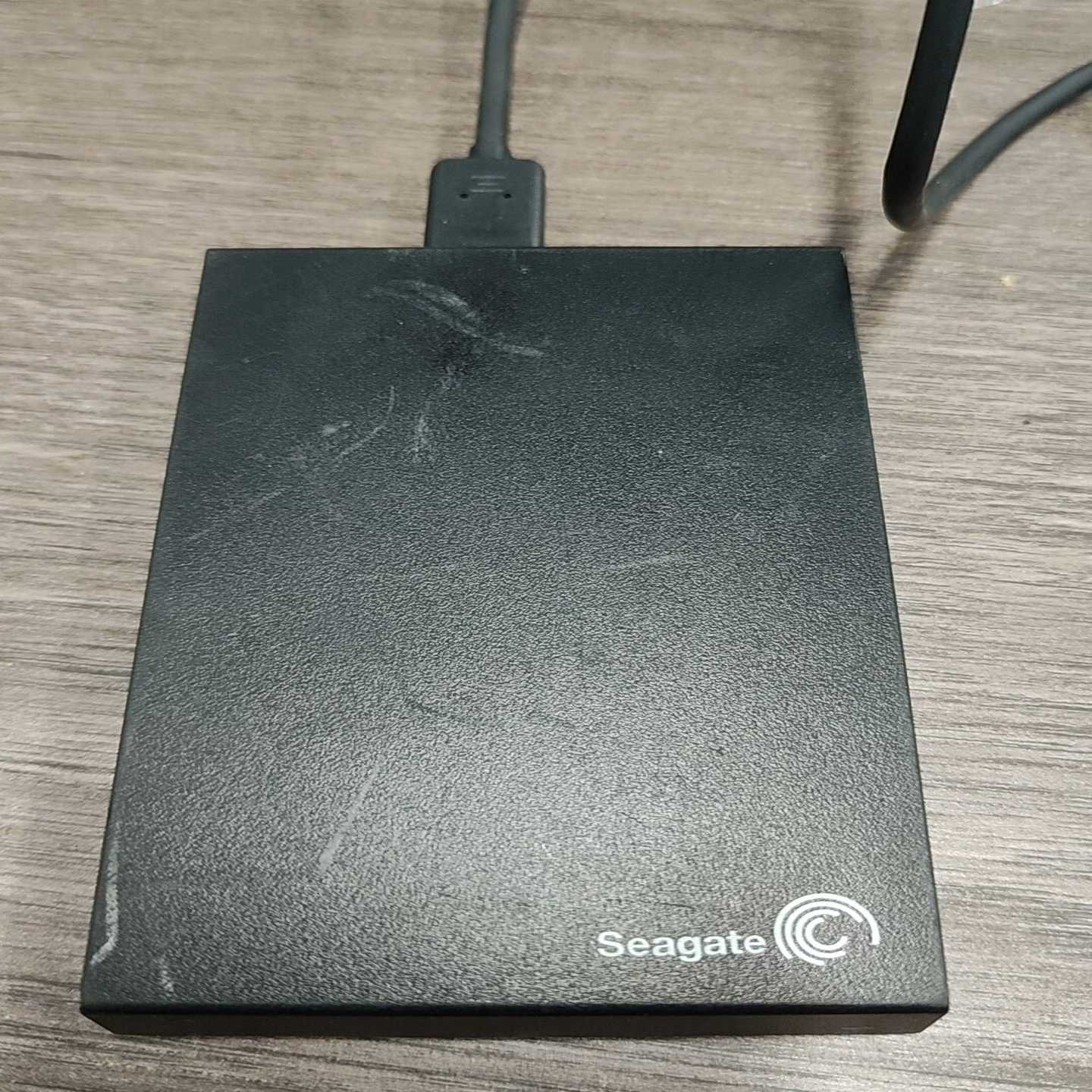 希捷2t移动硬盘正常使用。--议价商品