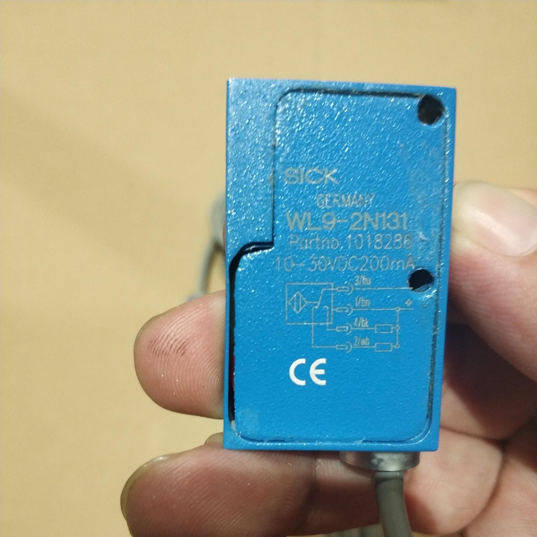 西克SICKWL9-2N131库存全新未用剩余两个，盒子破--议价商品