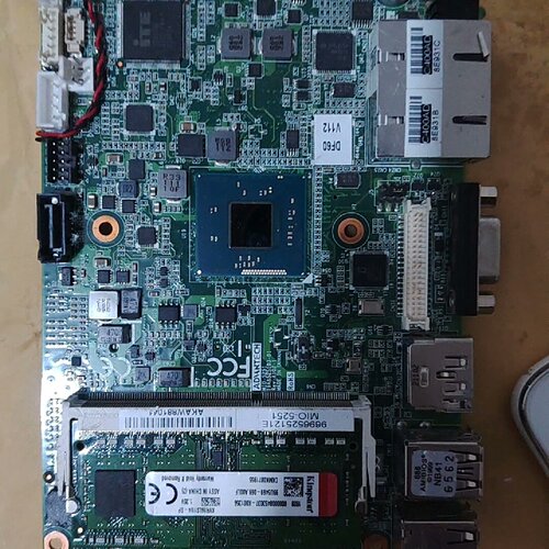 询价-研华MIO5251工控主板件带4G内存和64固态硬