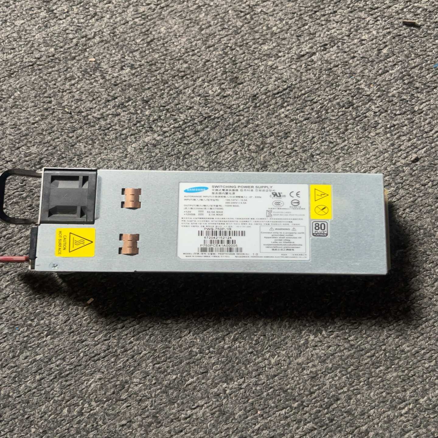 超微6018U服务器750W冗余电源PWS-750P-1R热--议价商品