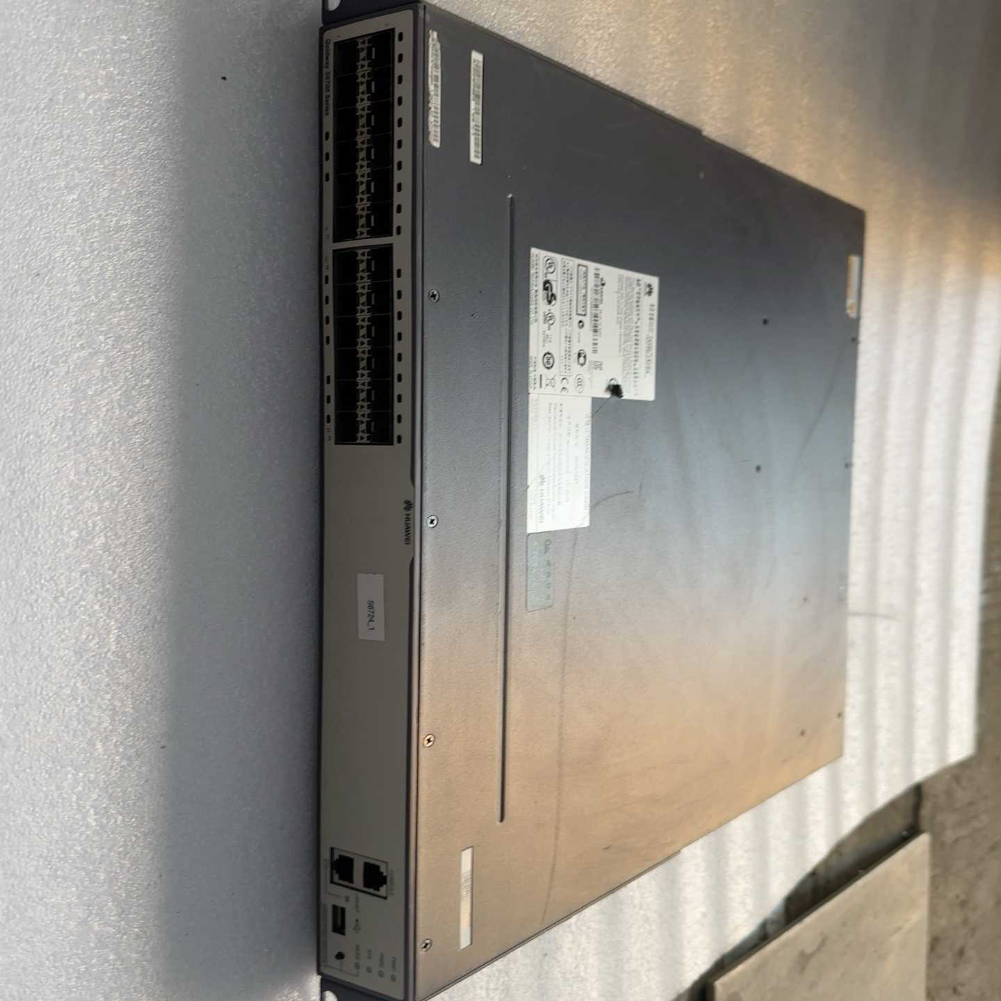 议价全万兆6700-24-I三层交换机。24口万兆光,单适用