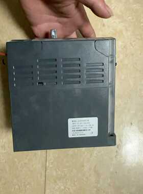 议价众辰变频器，是220075，成色不错。标价