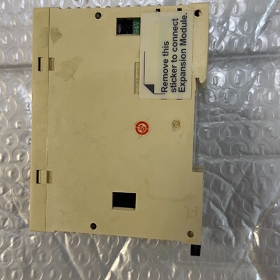 施耐德模块TM2AMI2HT功能正常成色如图