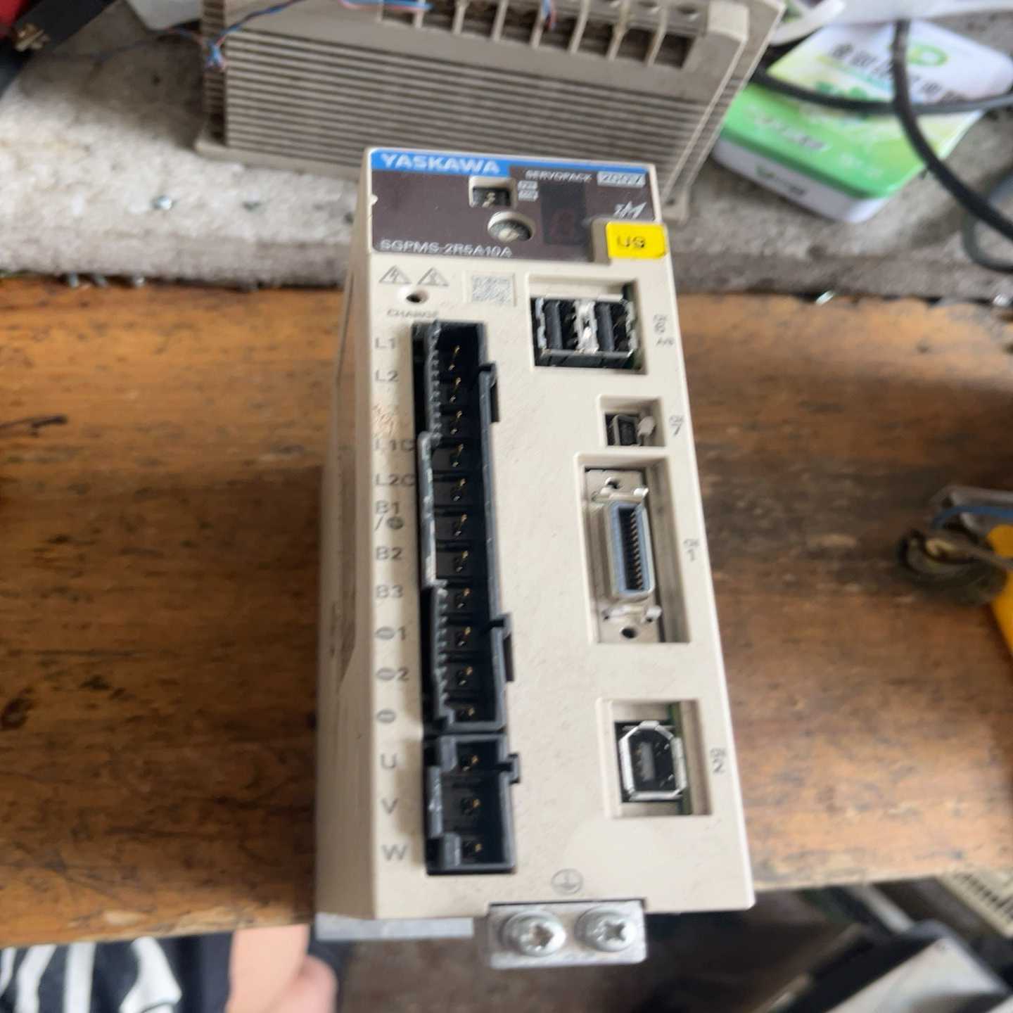 安川驱动SGPMS-2R5A10A实图拍询价
