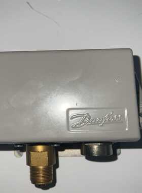 丹佛斯压力传感器TYPE KPS 37  060-3101~议价