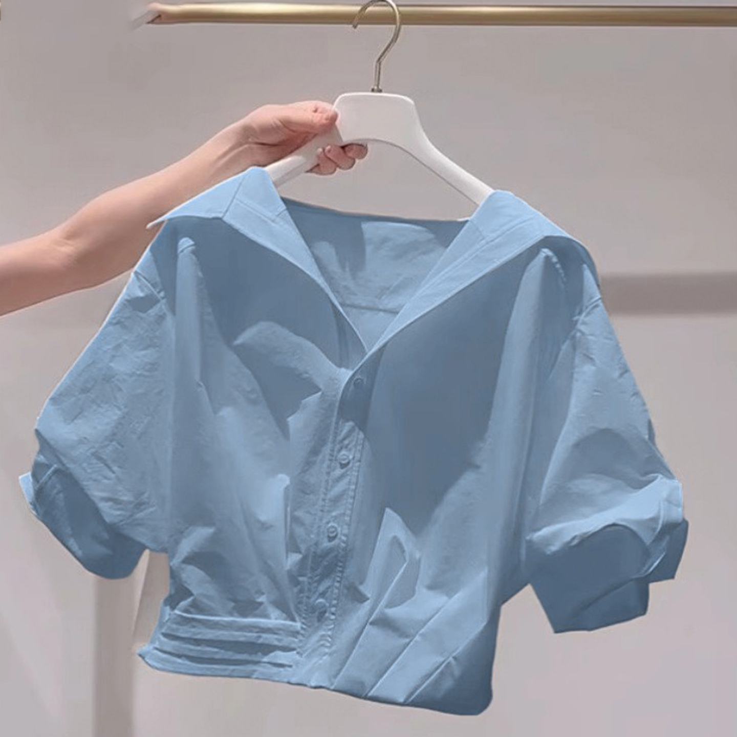法式甜美气质蓝色翻领短款衬衫女夏季2025新款洋气减龄短袖衬衣潮