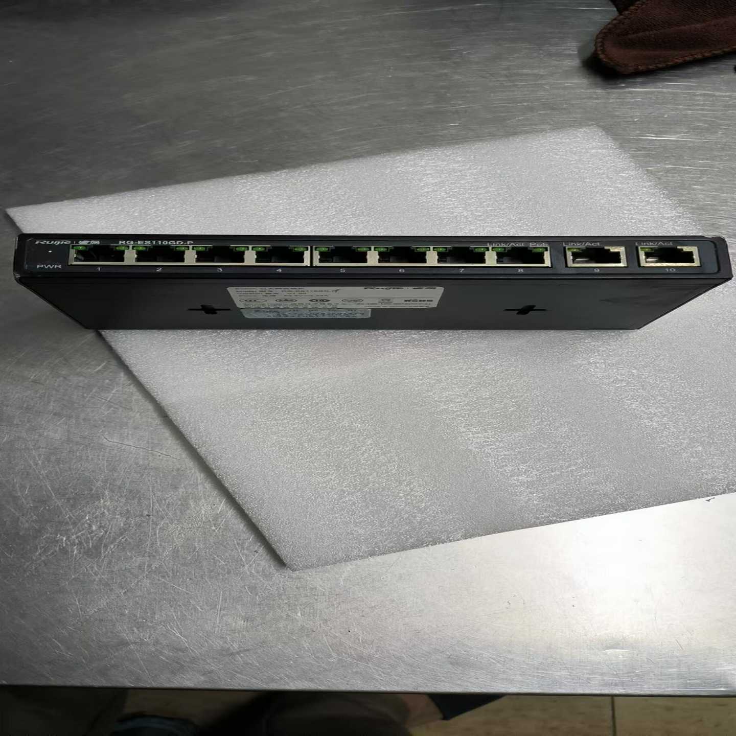 睿易RG-ES110GD-P交换机，正常使用没电源想-议价