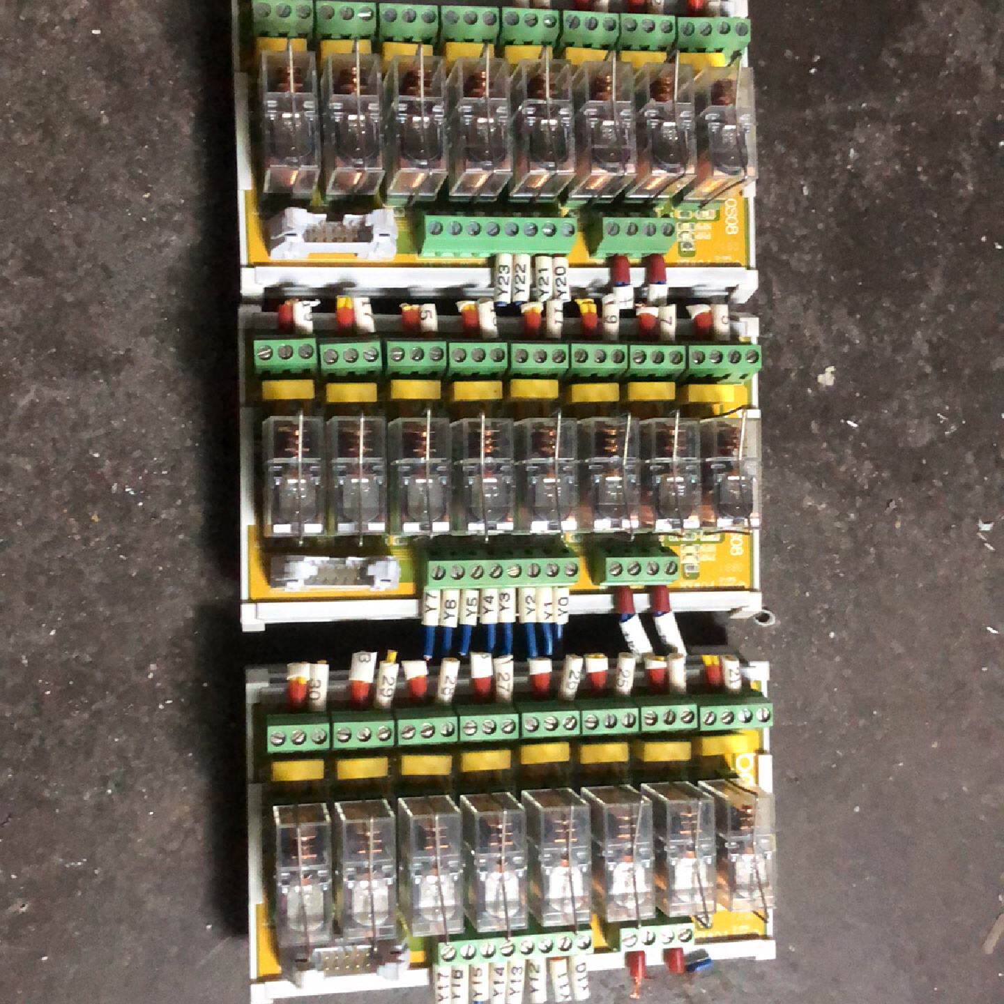 台湾G2R一OS08欧姆龙8路模组G2R一1一E刚刚从设备拆-议价