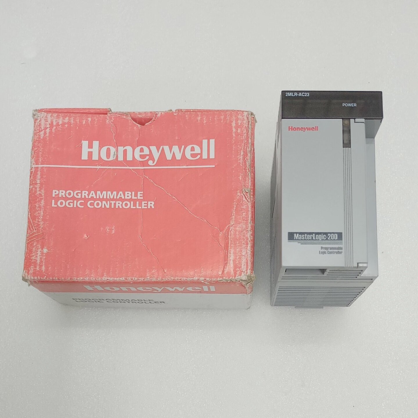 Honeywell 2MLRAC23 Master Logic 2000 Programmable Logic Cont - 实物图