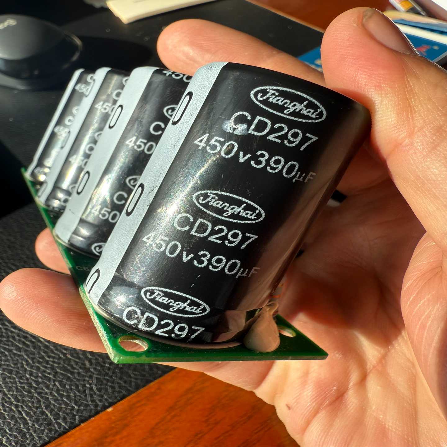 江海450V390uf电容都是未使用设备~询价