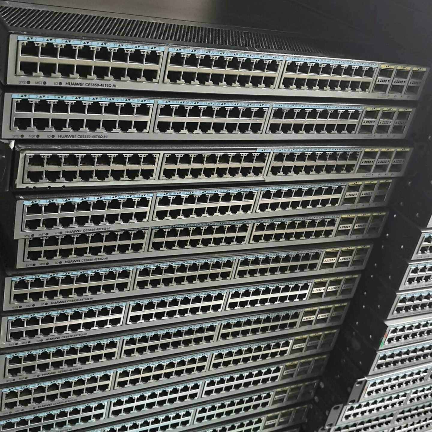 询价华为CE6850-48t6Q-HI交换机