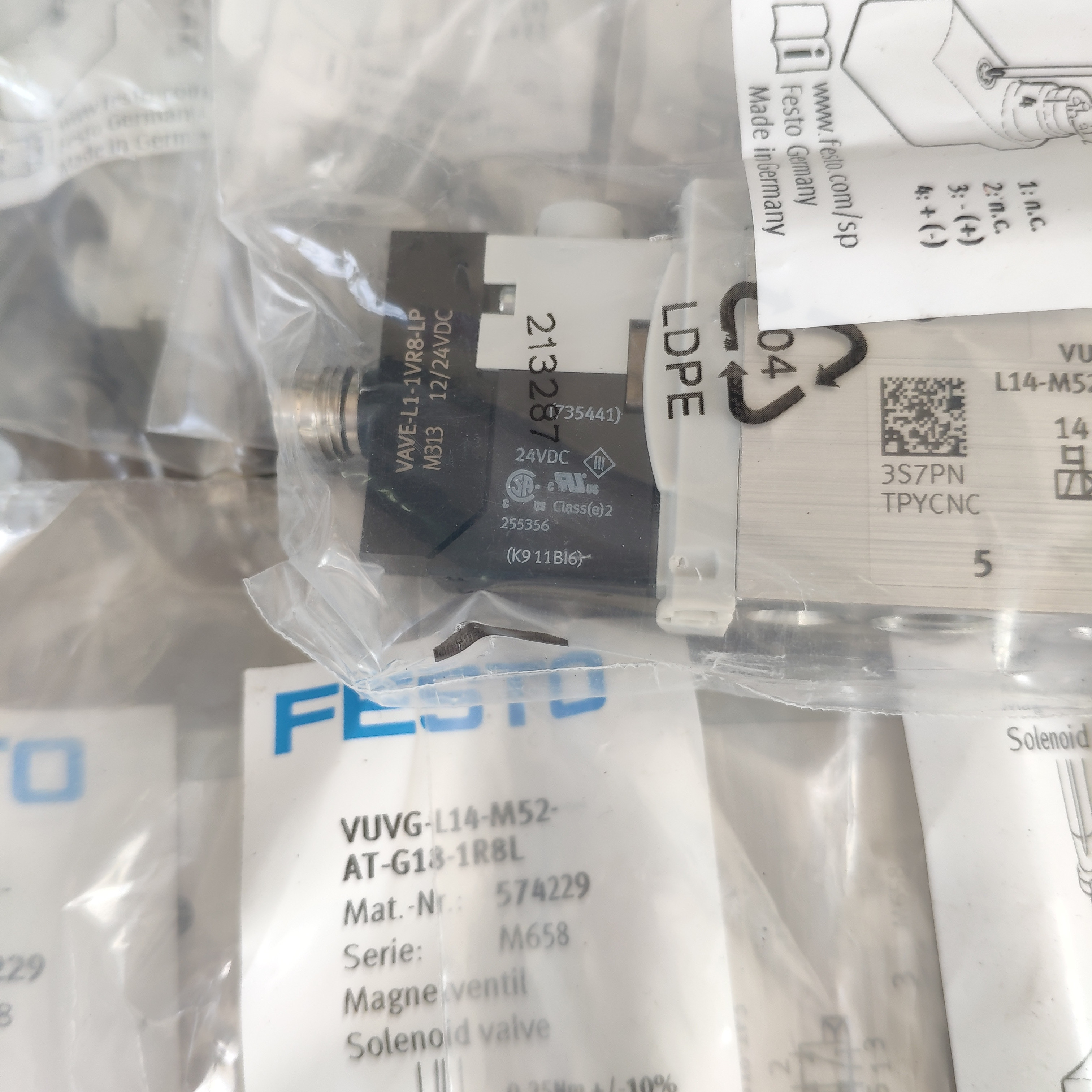 配件德国FESTO电磁阀VUVG-L14-M52-AT-G18-1R8L 574229单电控议价