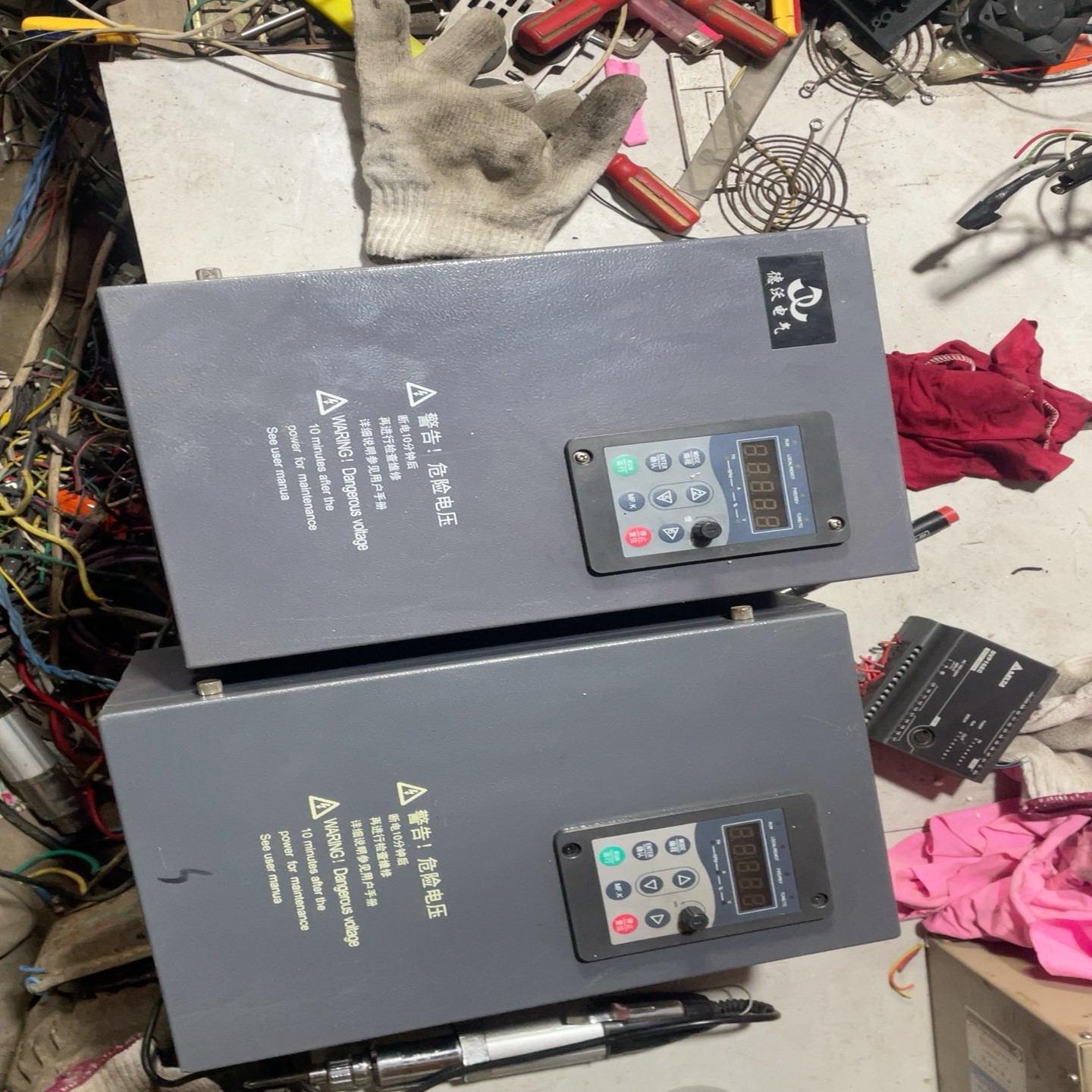 德沃变频器15kw德沃VT80-G15T4B两台 成色漂【博航商行】