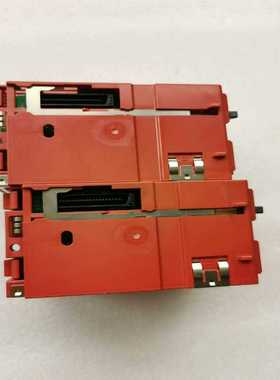 施耐德安全继电器XPSBAC14AP    ，未拍前询价