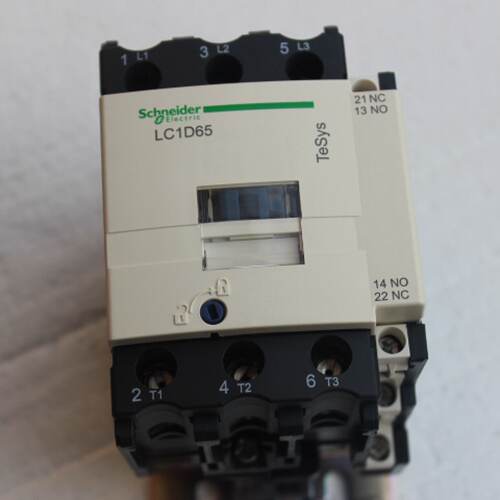 议价施耐德接触器LC1D18M7C线圈电压交流220V公司开店18A LC1-D18
