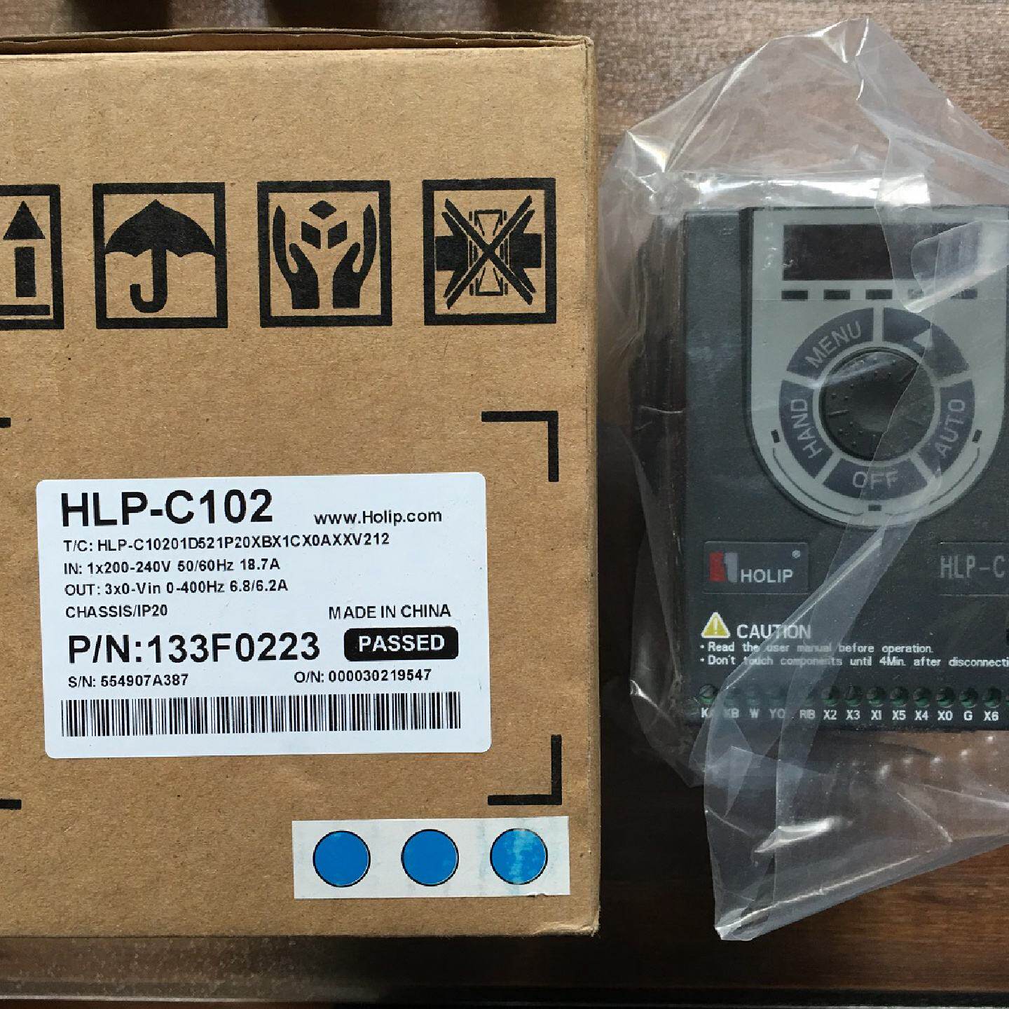 供应全新海利普门机专用变频器 HLP-C102 HLPC10201D521P 1.5KW/2