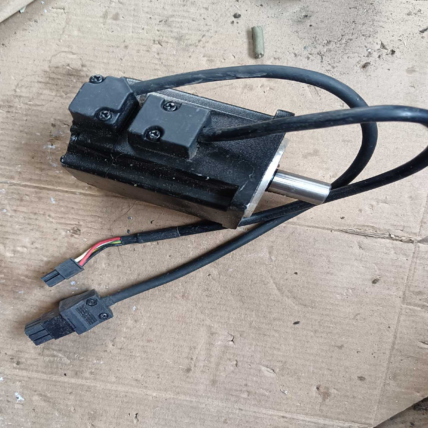 台达200w伺服电机ECM-A3L-C10602RS1实物询价