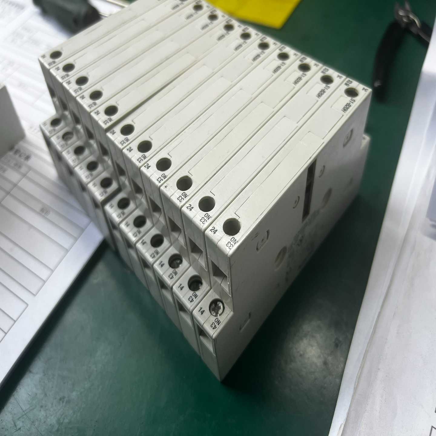 （议价）100-DAB接触器辅助触点S1-B20H