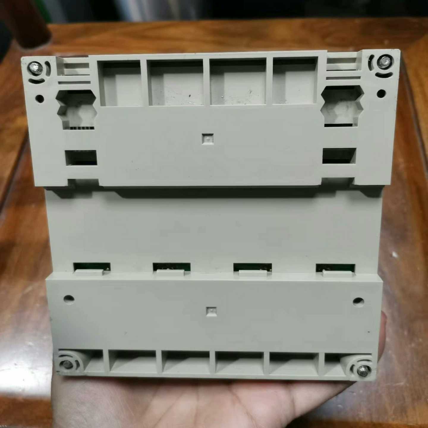 安川YASKAWA MP2300 218IF-01 LIO-~询价