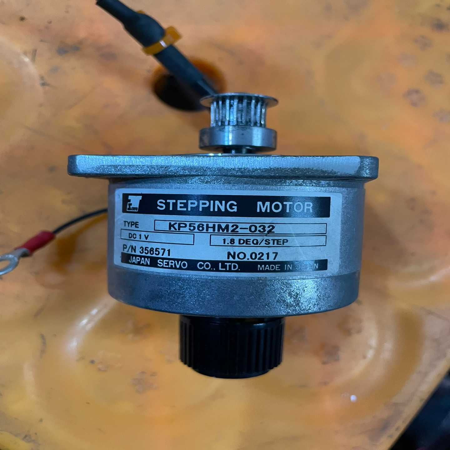 SERVO电机KP56HM2-032实物拍摄，拆机包好。--议价商品