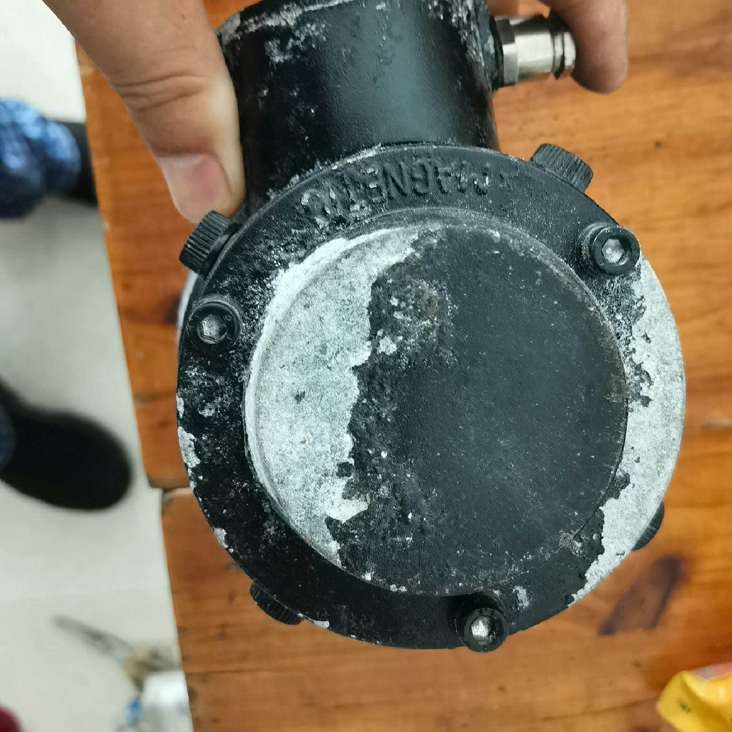 议价--FRB 11/6 CB编码器。库存积压放久了。成色如下。保正